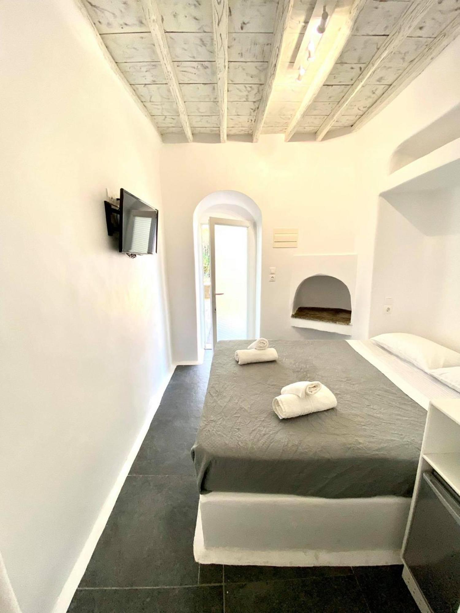 Mykonos Vibes Airport Studios And Apartments Mykonos Town Eksteriør bilde